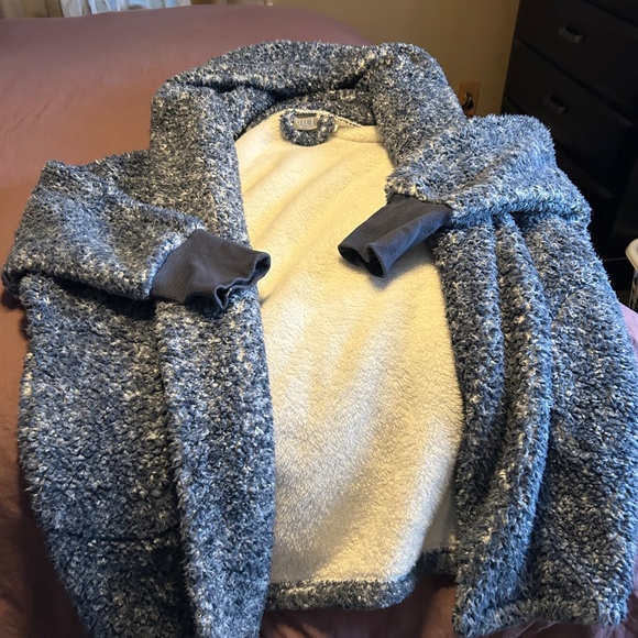 Jacket - Picture 2 of 4